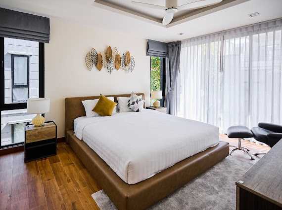Property image - full photo 12