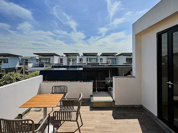 Property image - full photo 17
