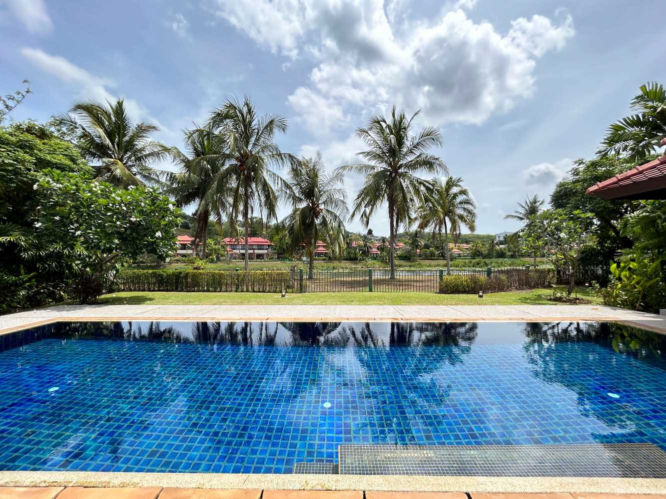 Property image - full photo 6