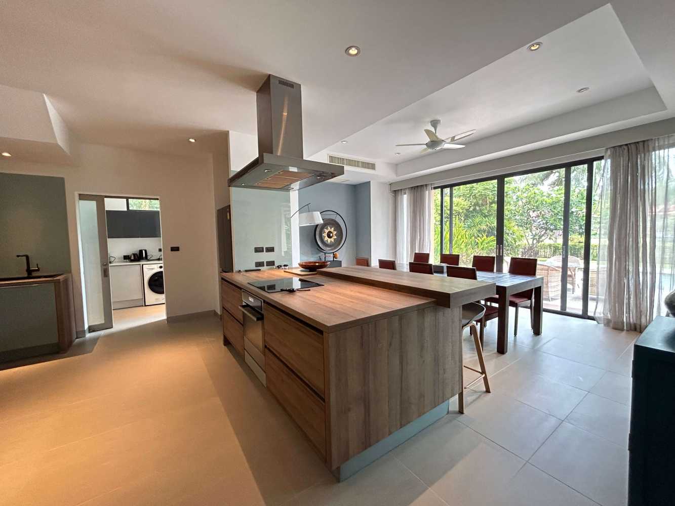 Property image - full photo 8