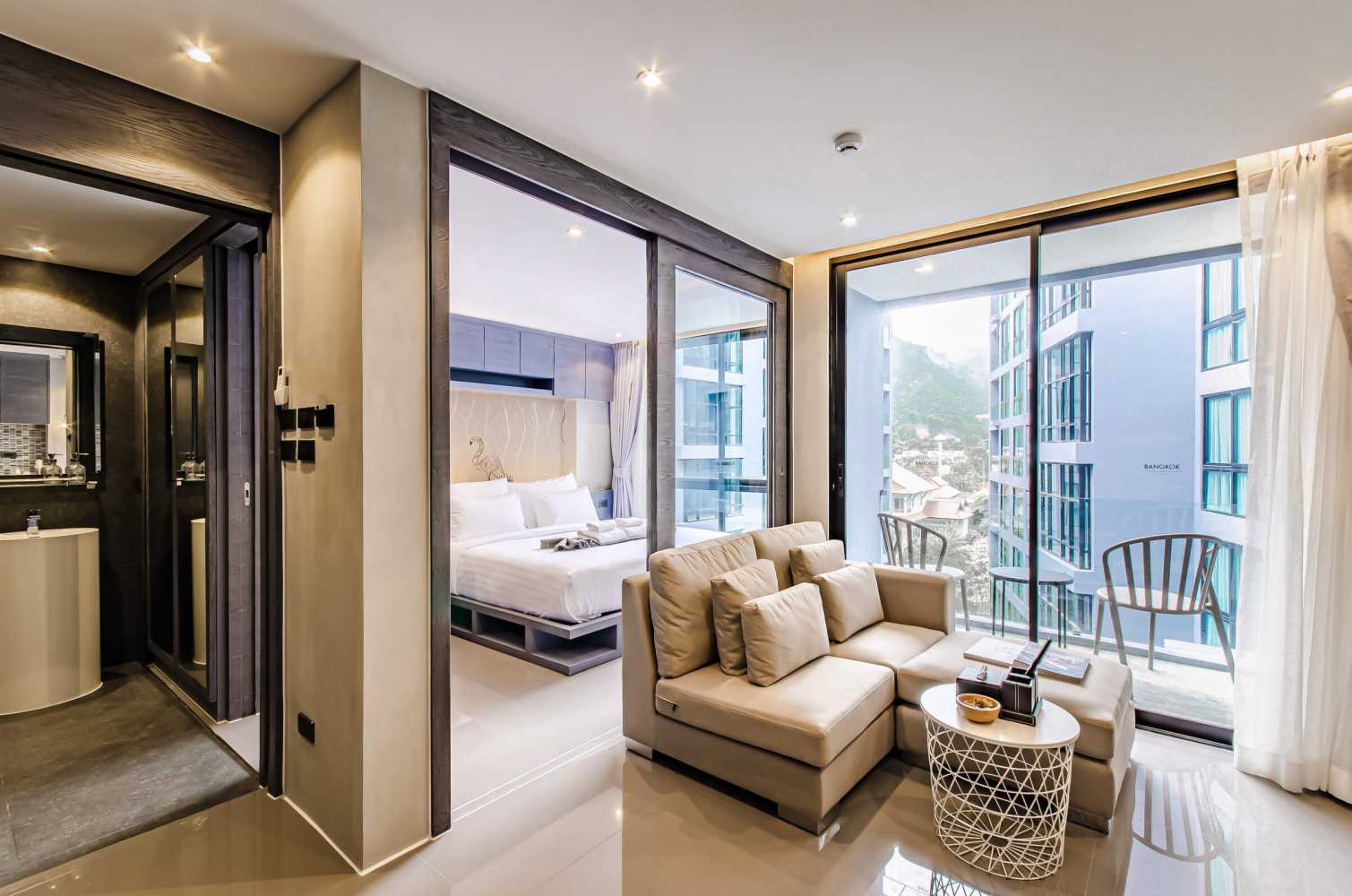 Property image - full photo 6