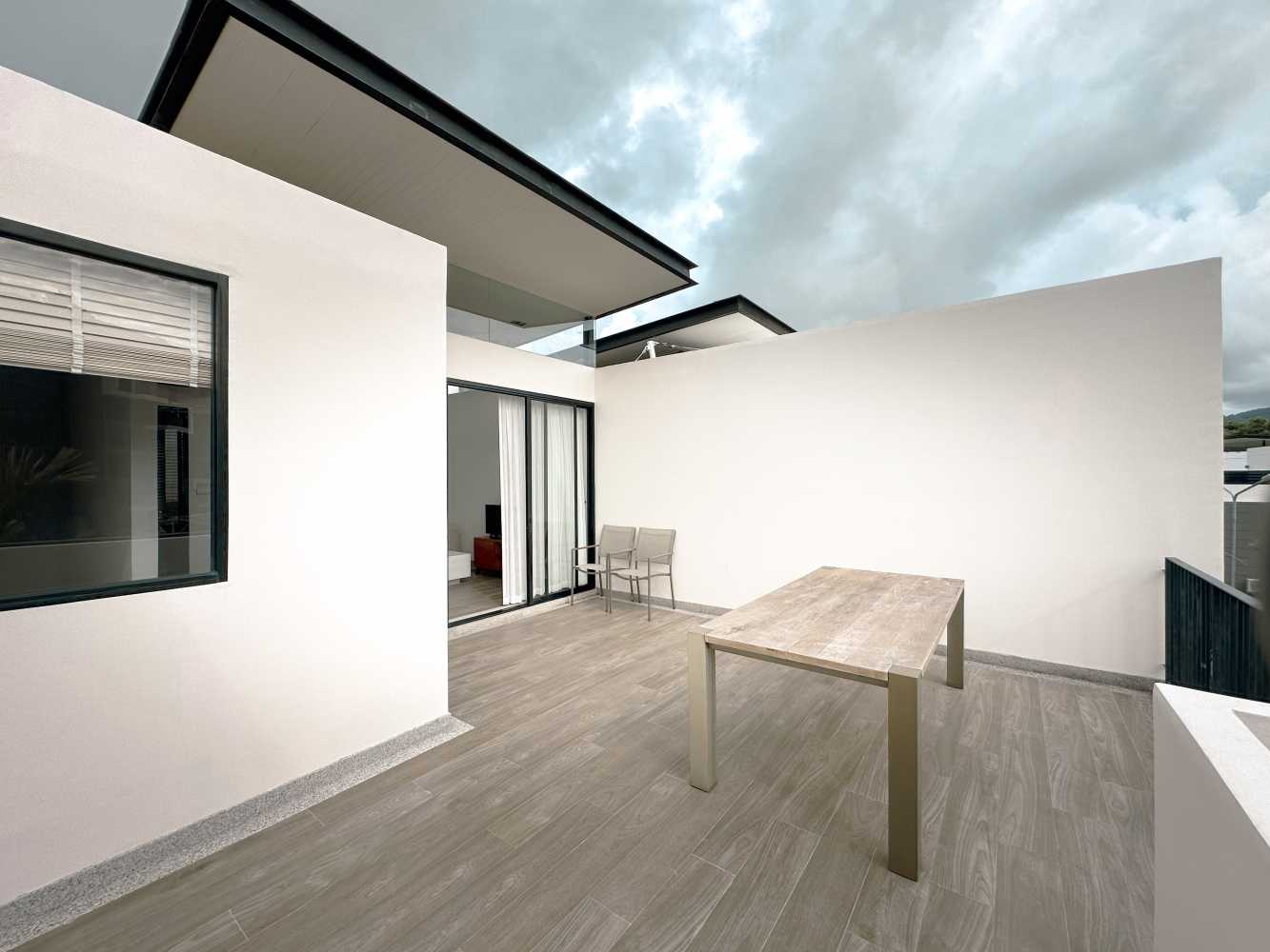 Property image - full photo 12