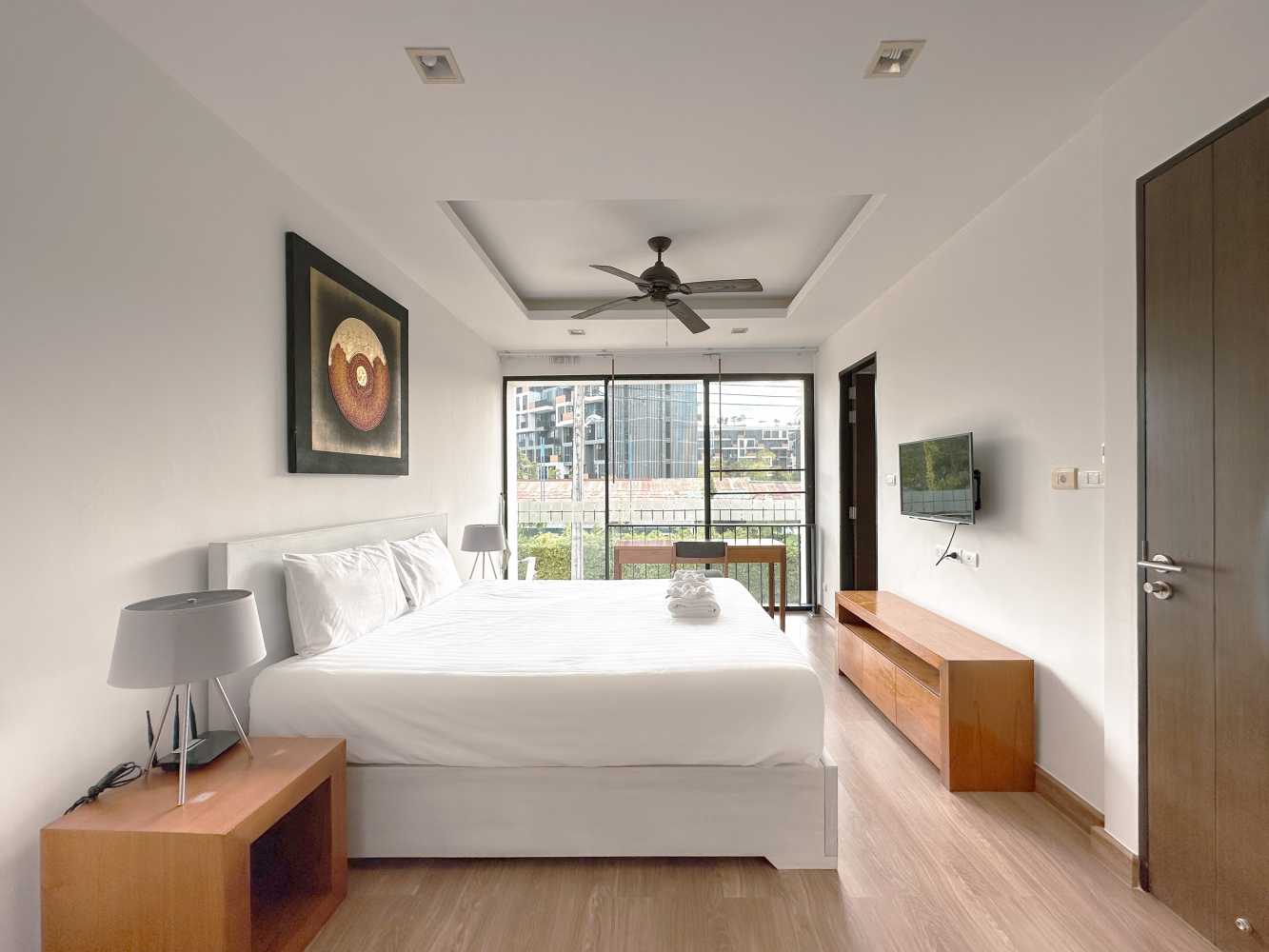 Property image - full photo 4