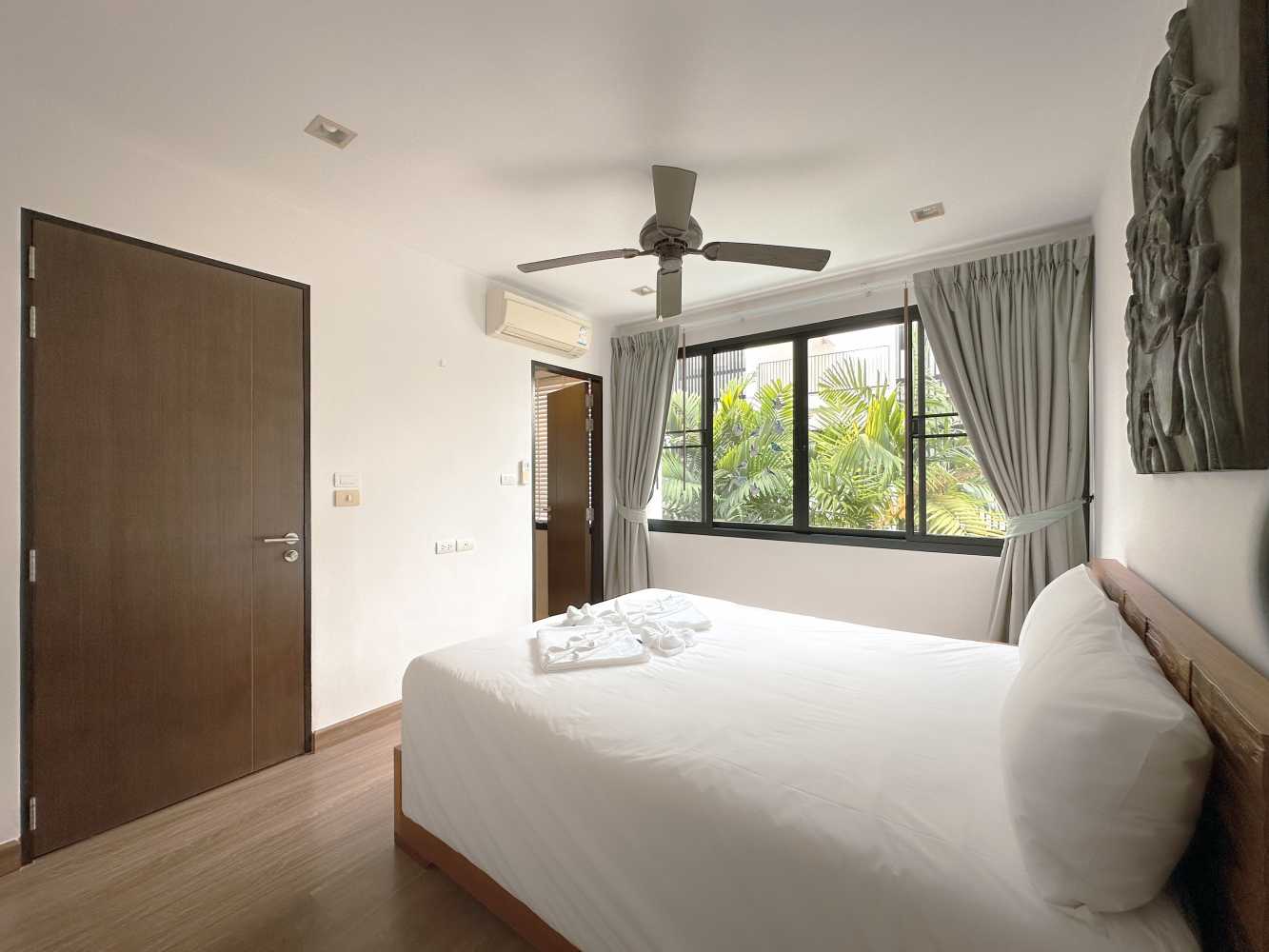 Property image - full photo 7