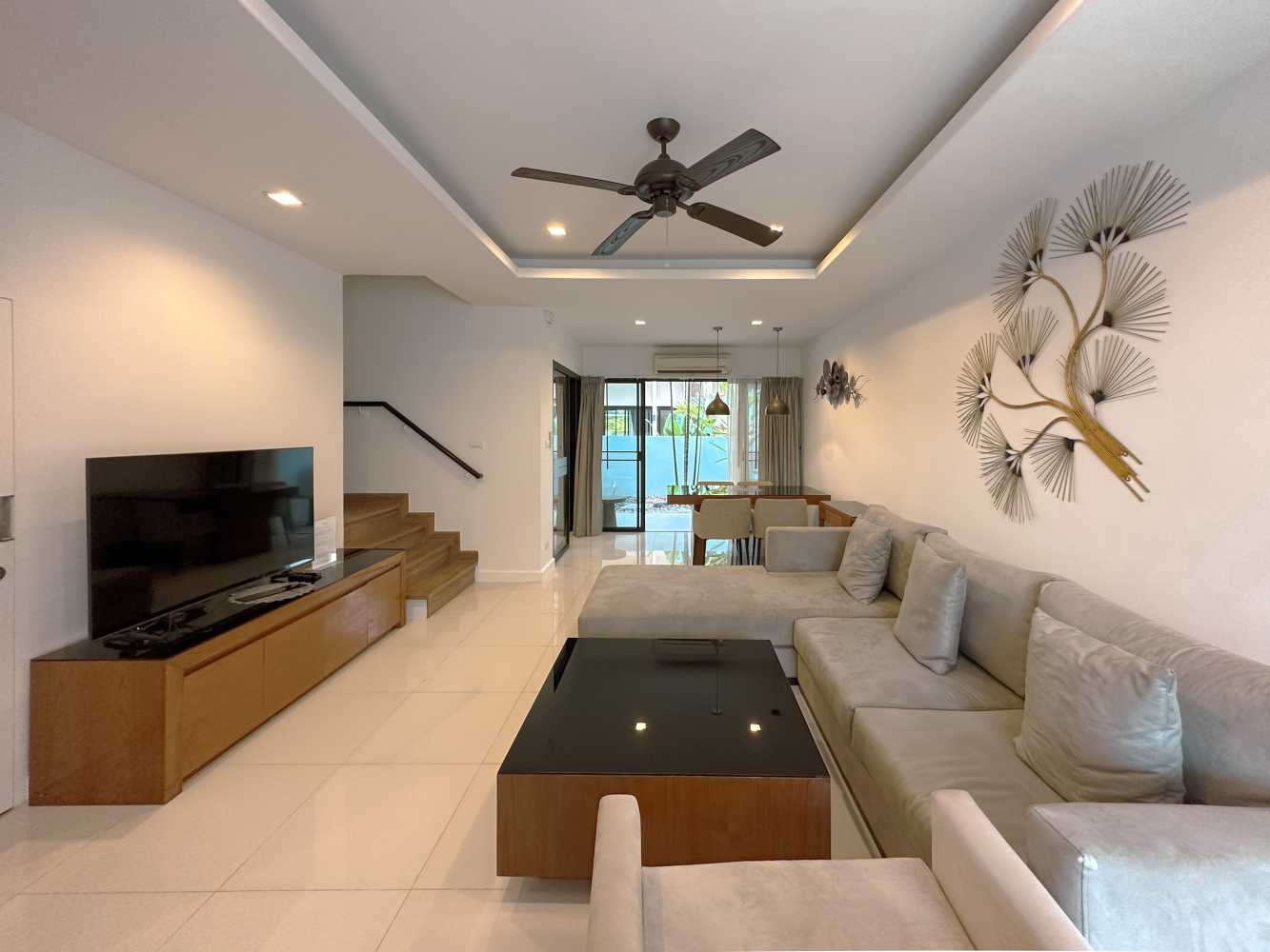Property image - full photo 1