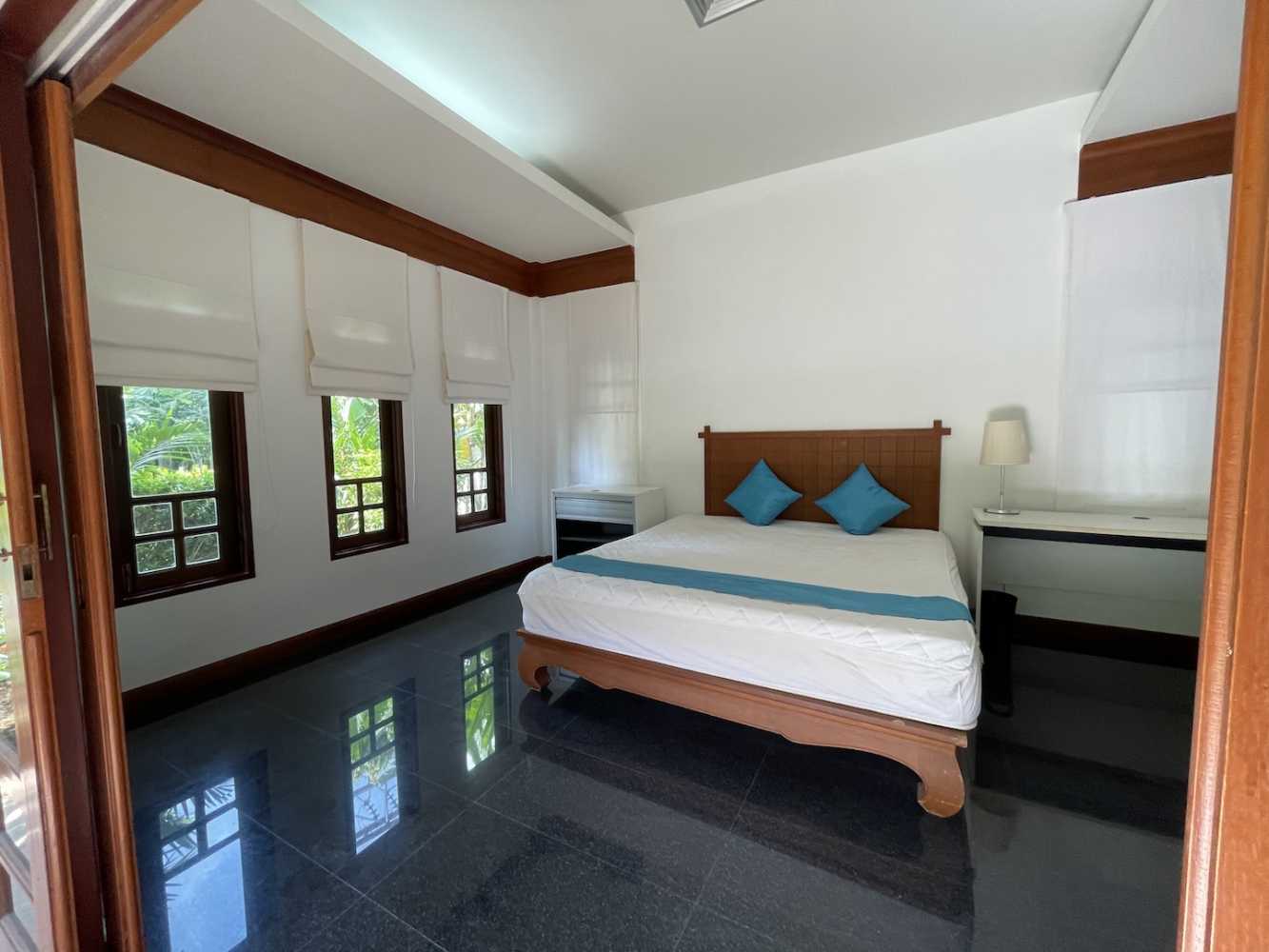 Property image - full photo 7