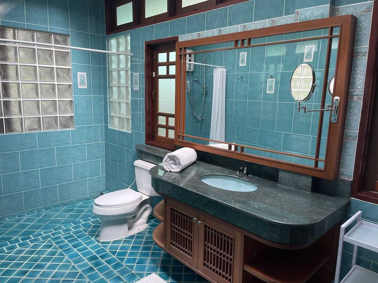 Property image - full photo 8