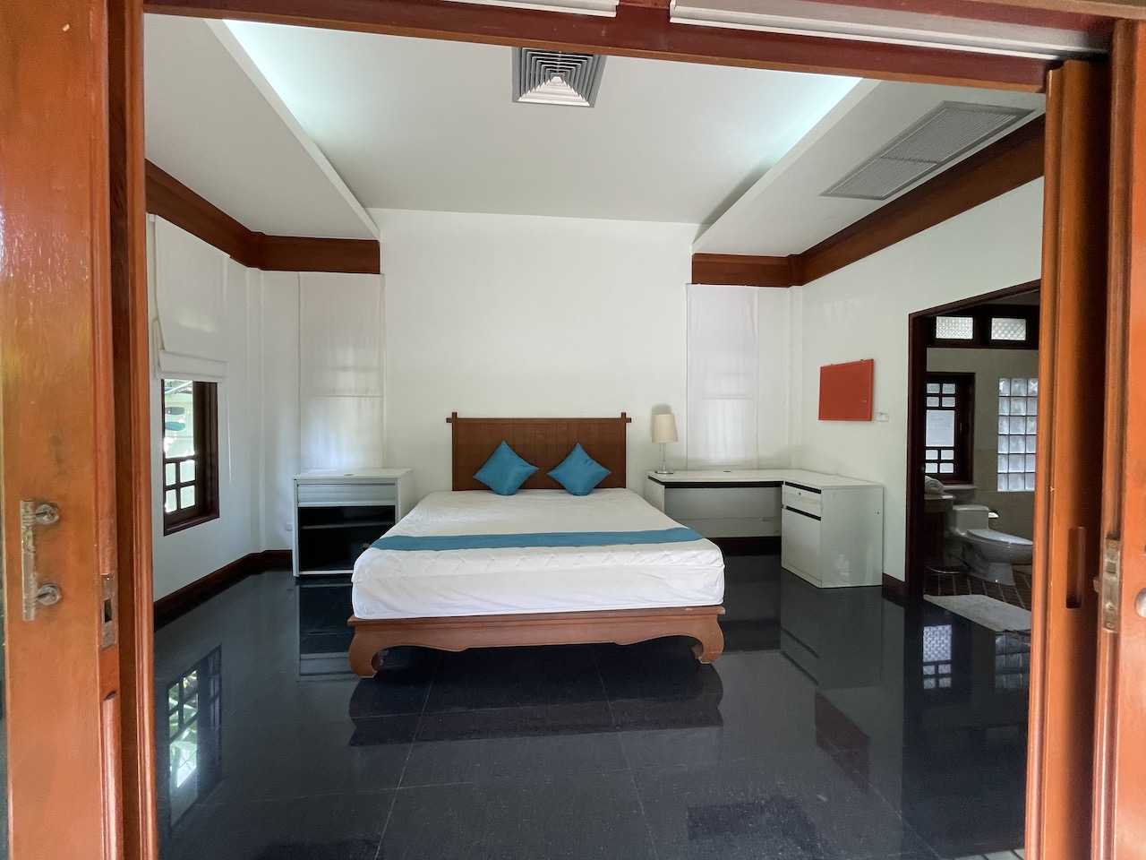 Property image - full photo 6