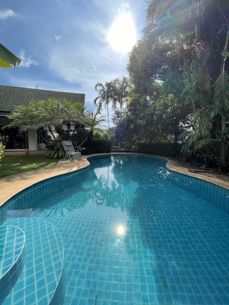 Property image - full photo 15