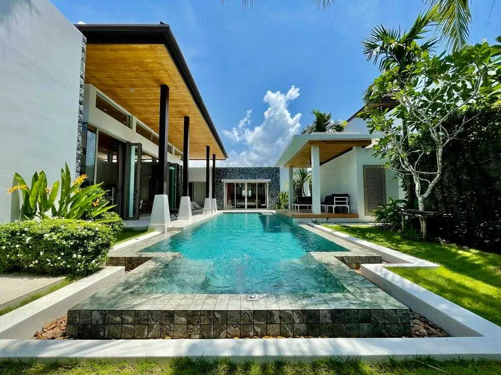 Property image - full photo 1