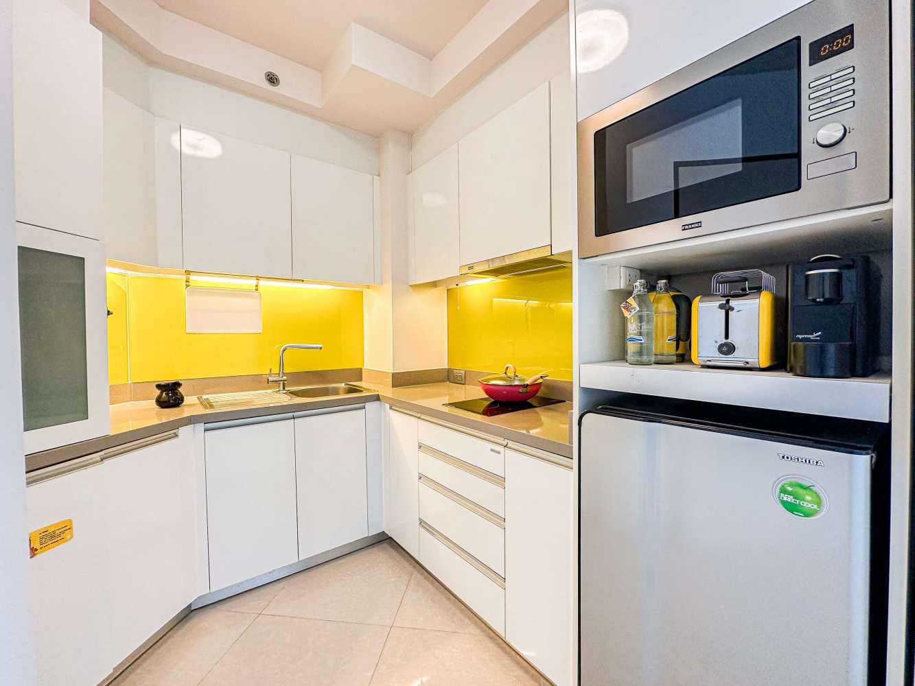 Property image - full photo 5