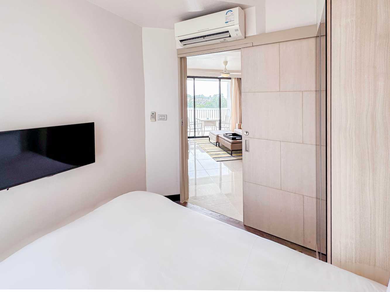 Property image - full photo 12
