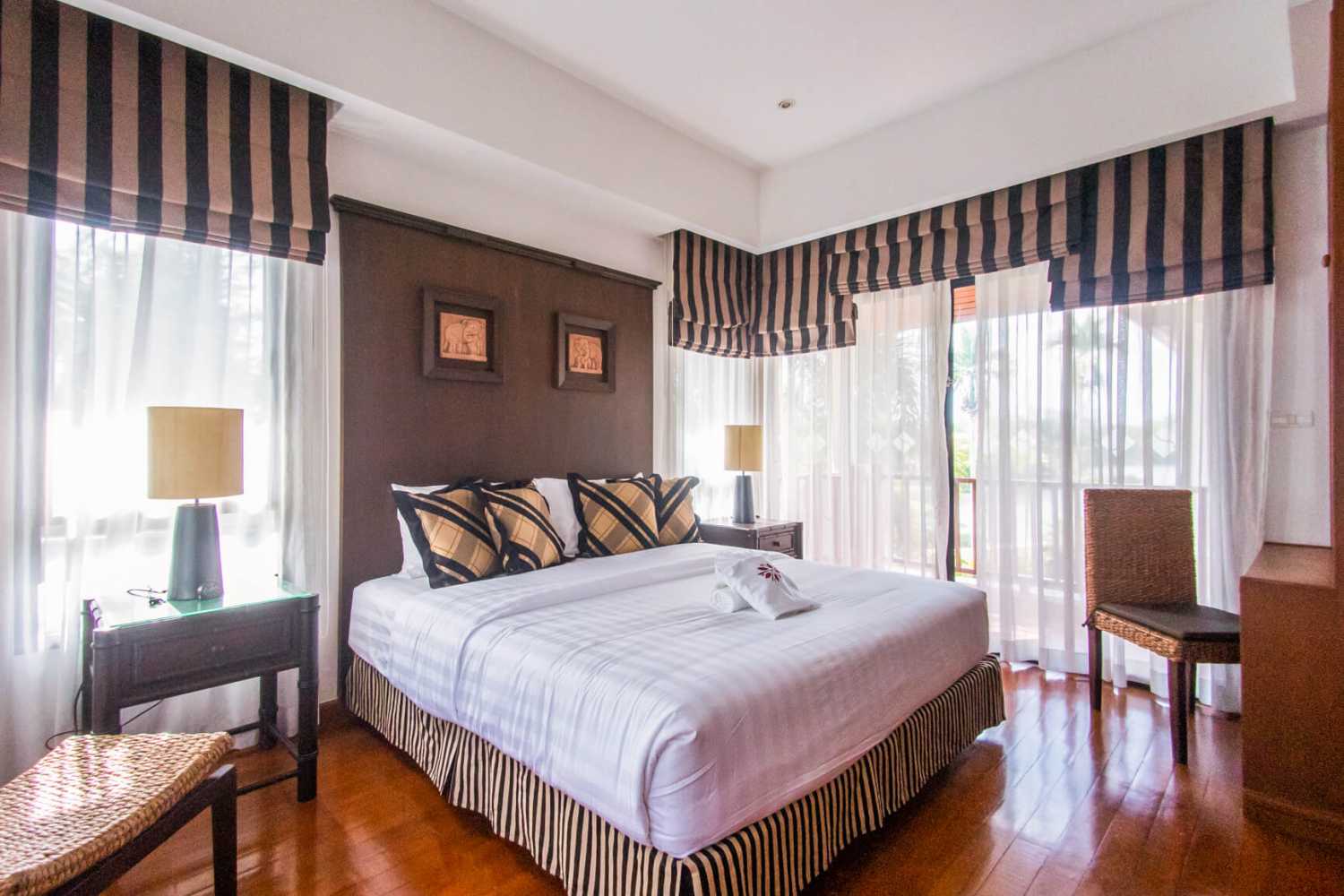 Property image - full photo 17