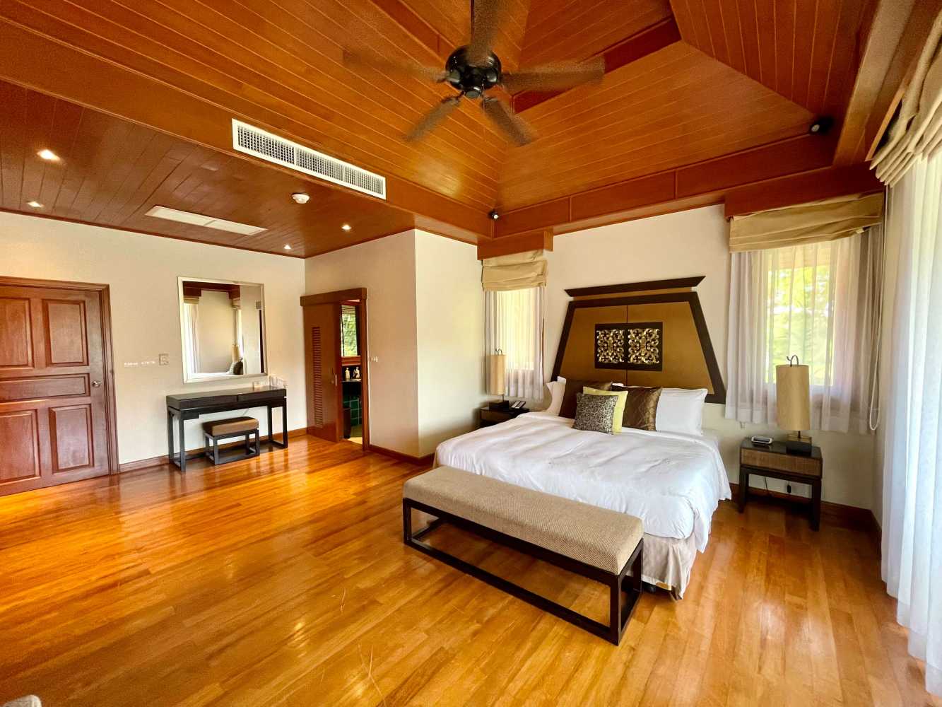 Property image - full photo 23
