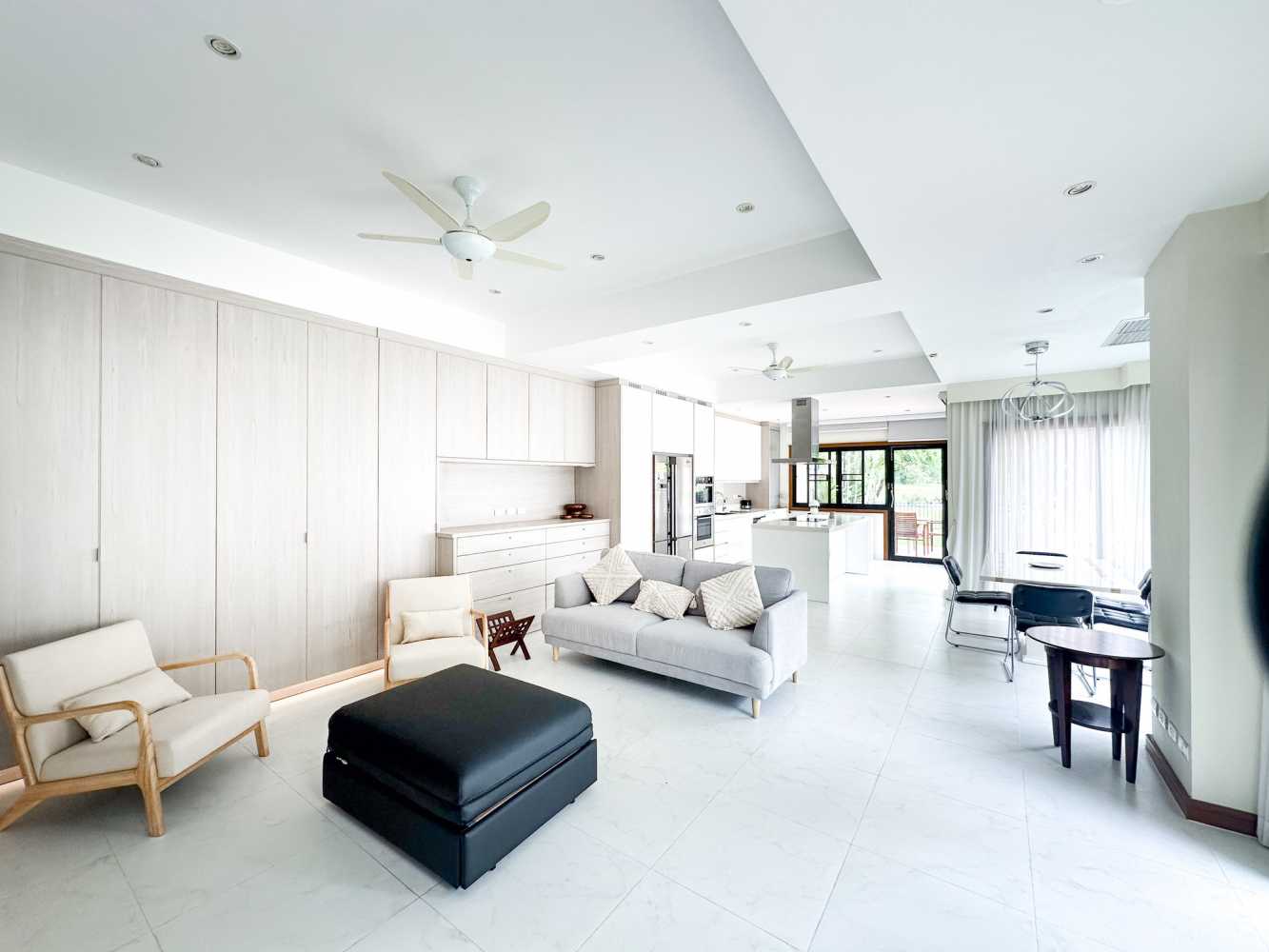 Property image - full photo 4