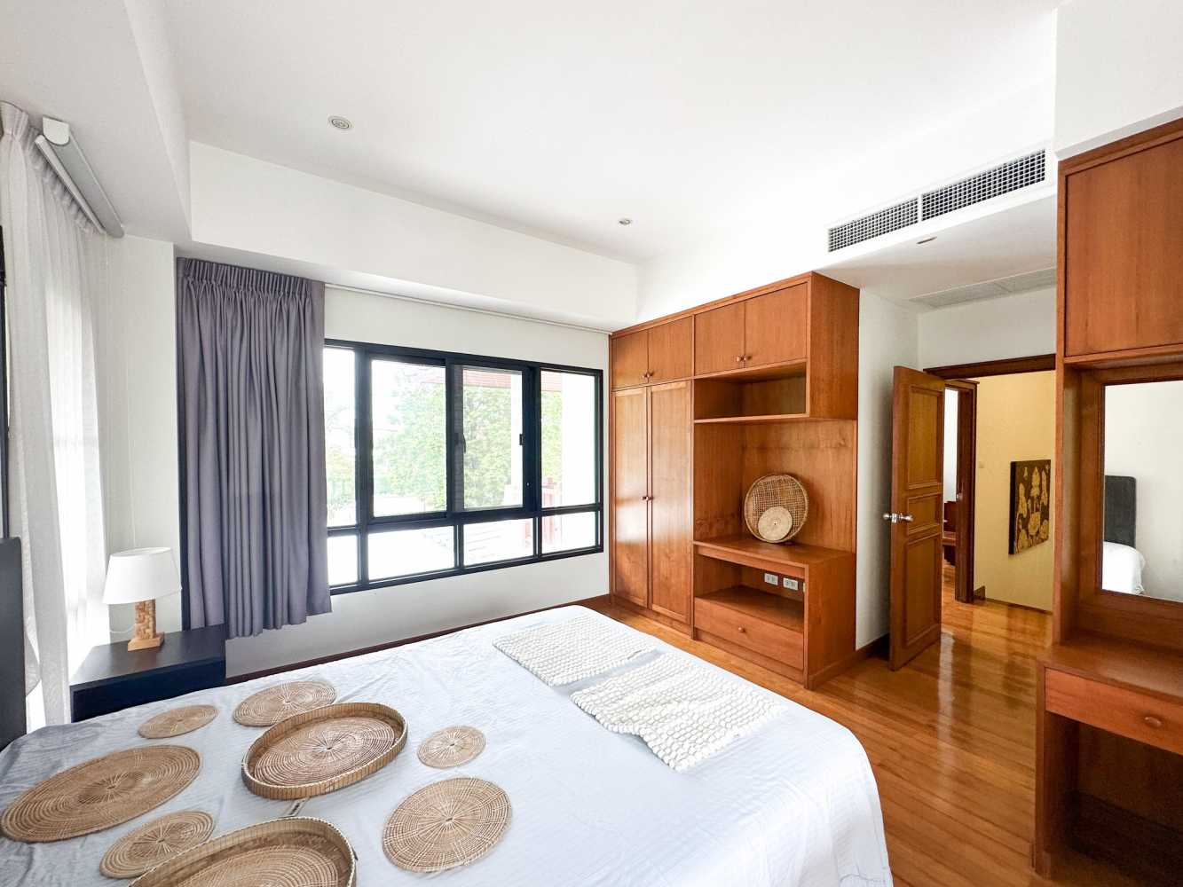 Property image - full photo 17