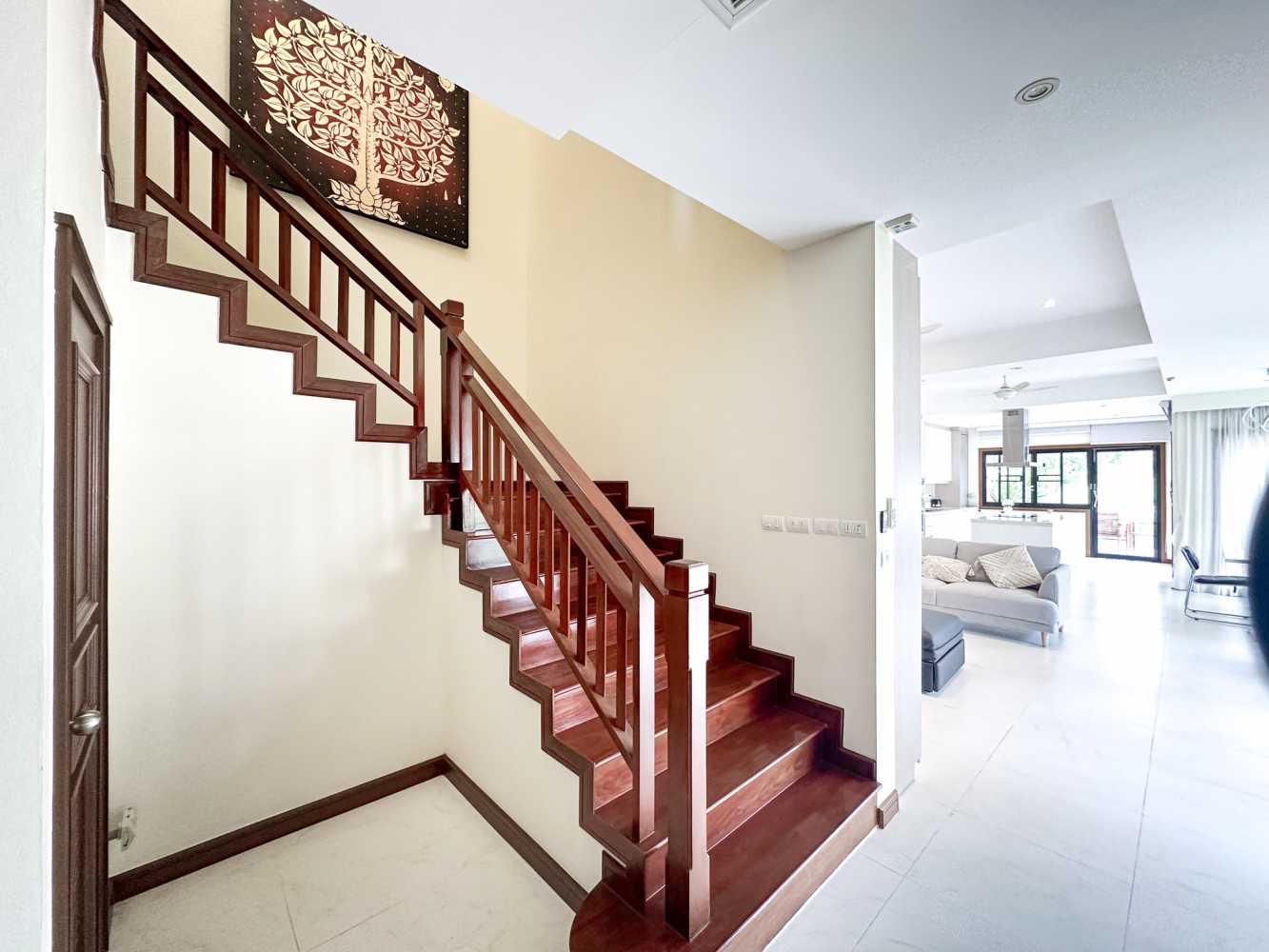 Property image - full photo 12