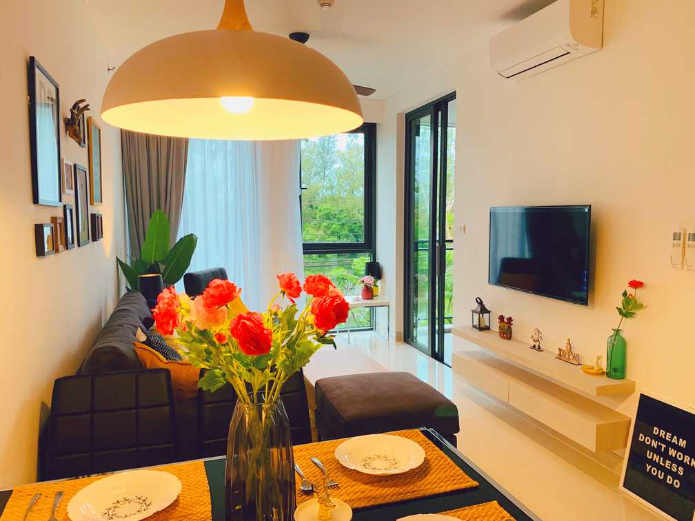 Property image - full photo 2