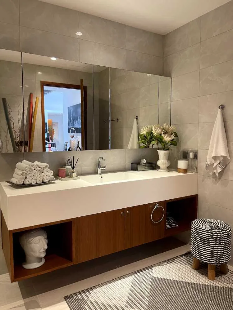 Property image - full photo 6