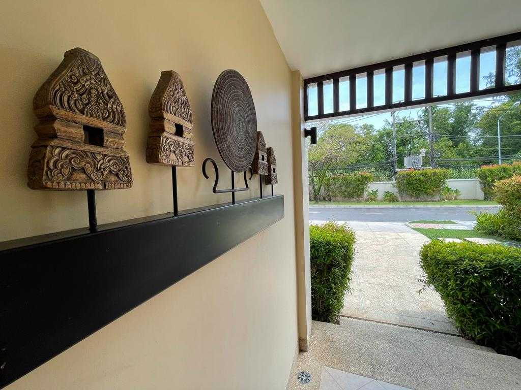 Property image - full photo 27