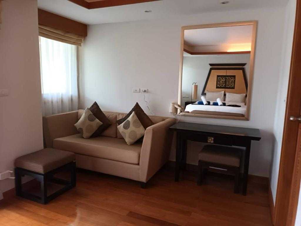 Property image - full photo 13