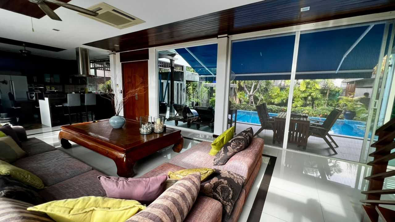 Property image - full photo 13