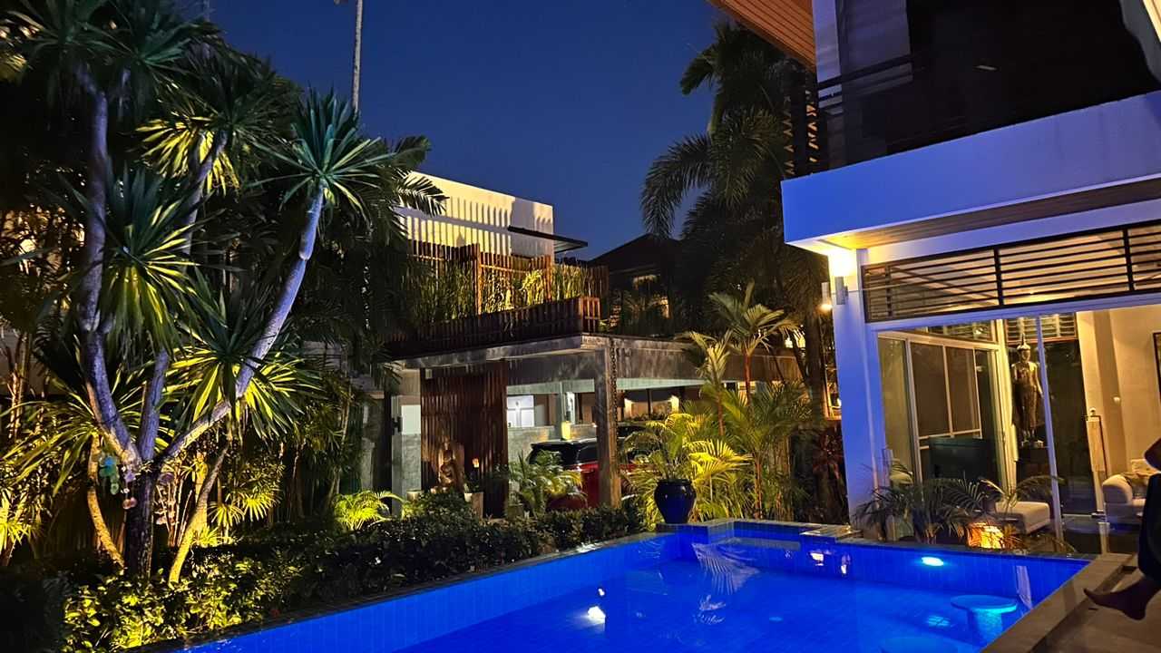 Property image - full photo 28