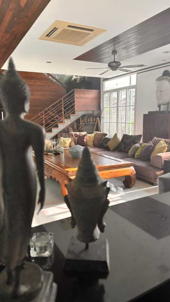 Property image - full photo 6