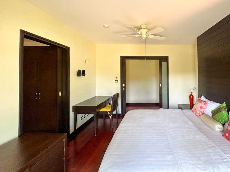 Property image - full photo 14