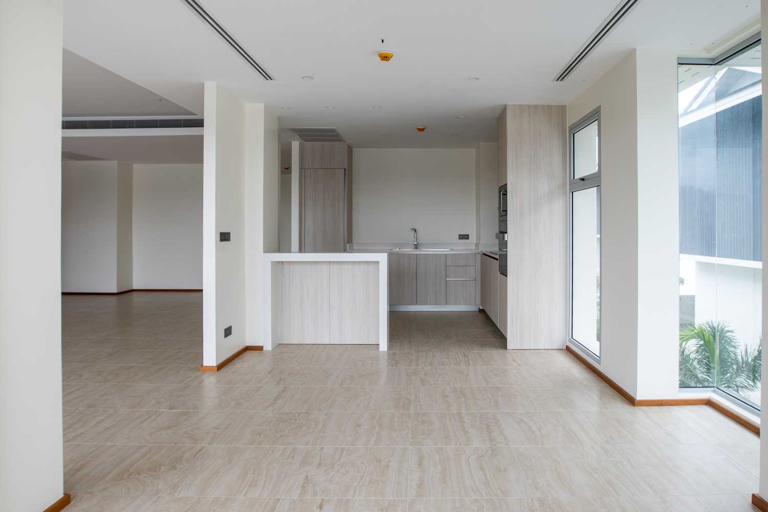 Property image - full photo 6