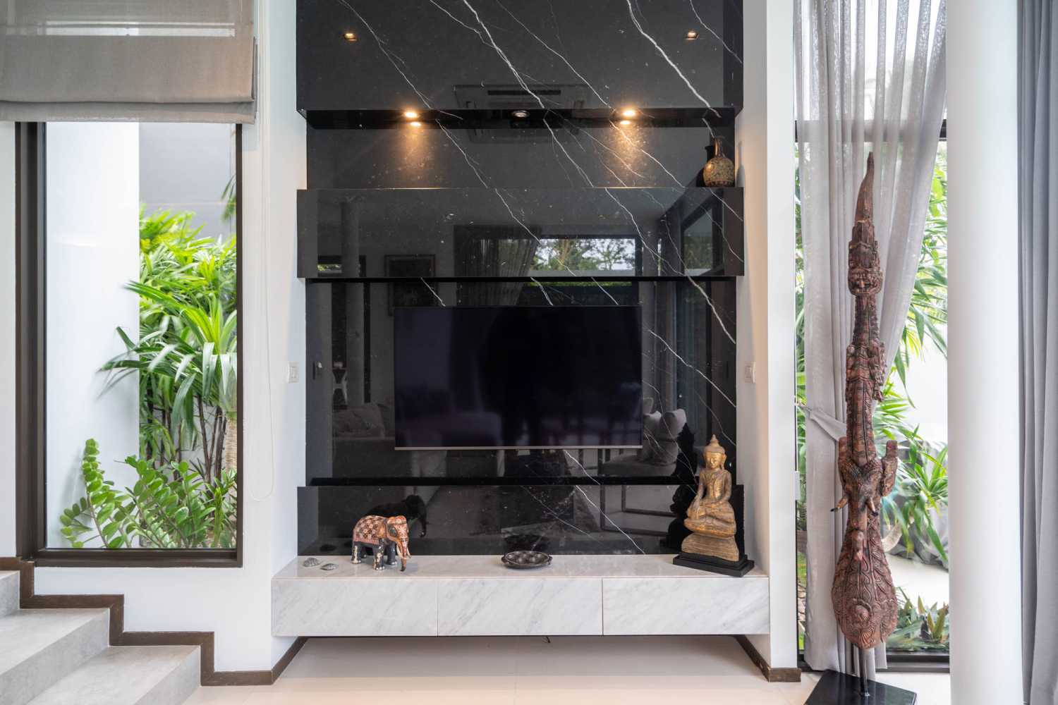 Property image - full photo 7