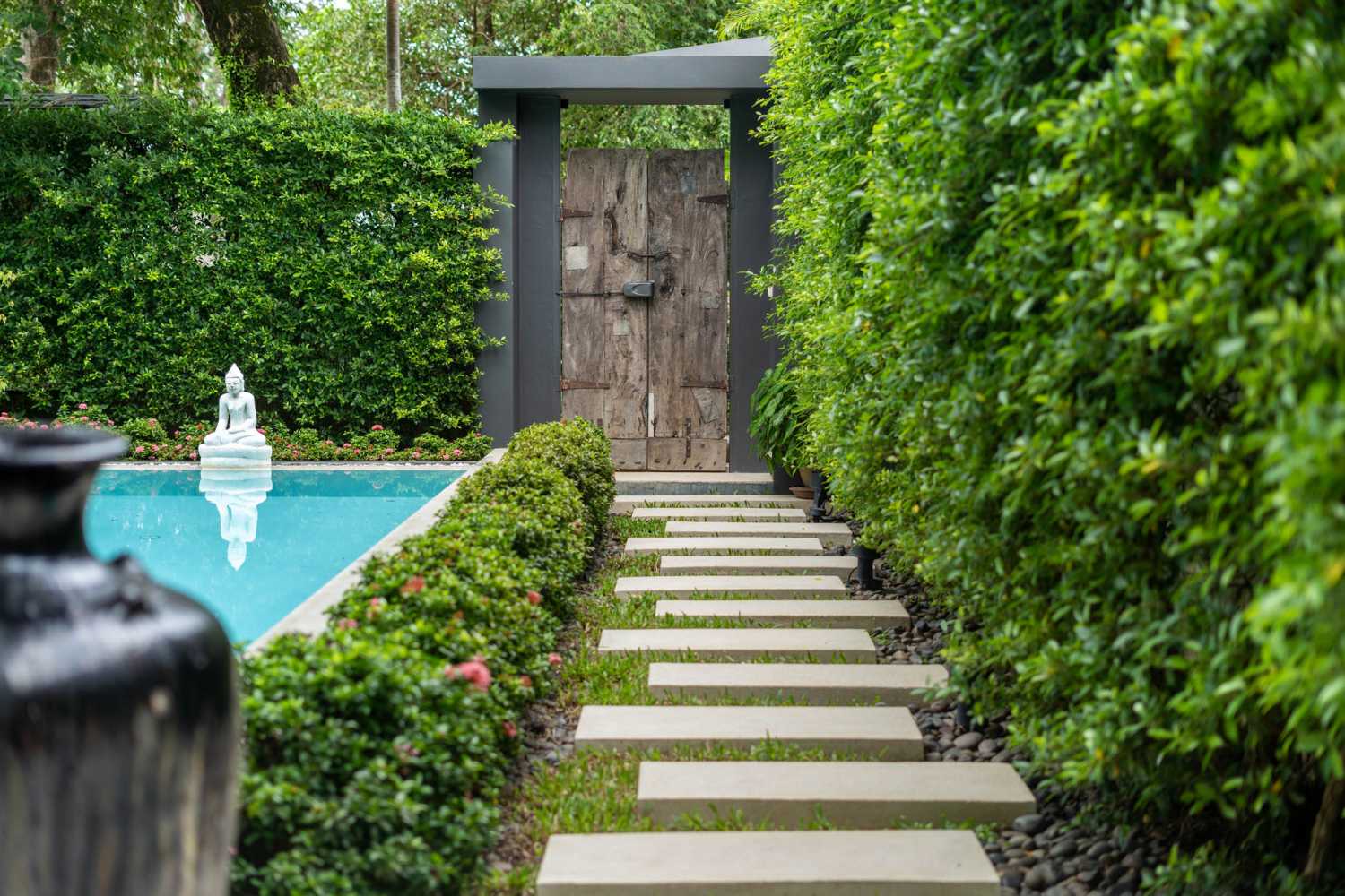 Property image - full photo 2
