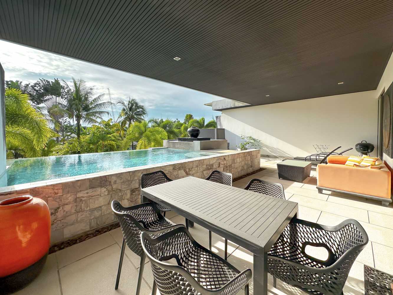 Property image - full photo 14