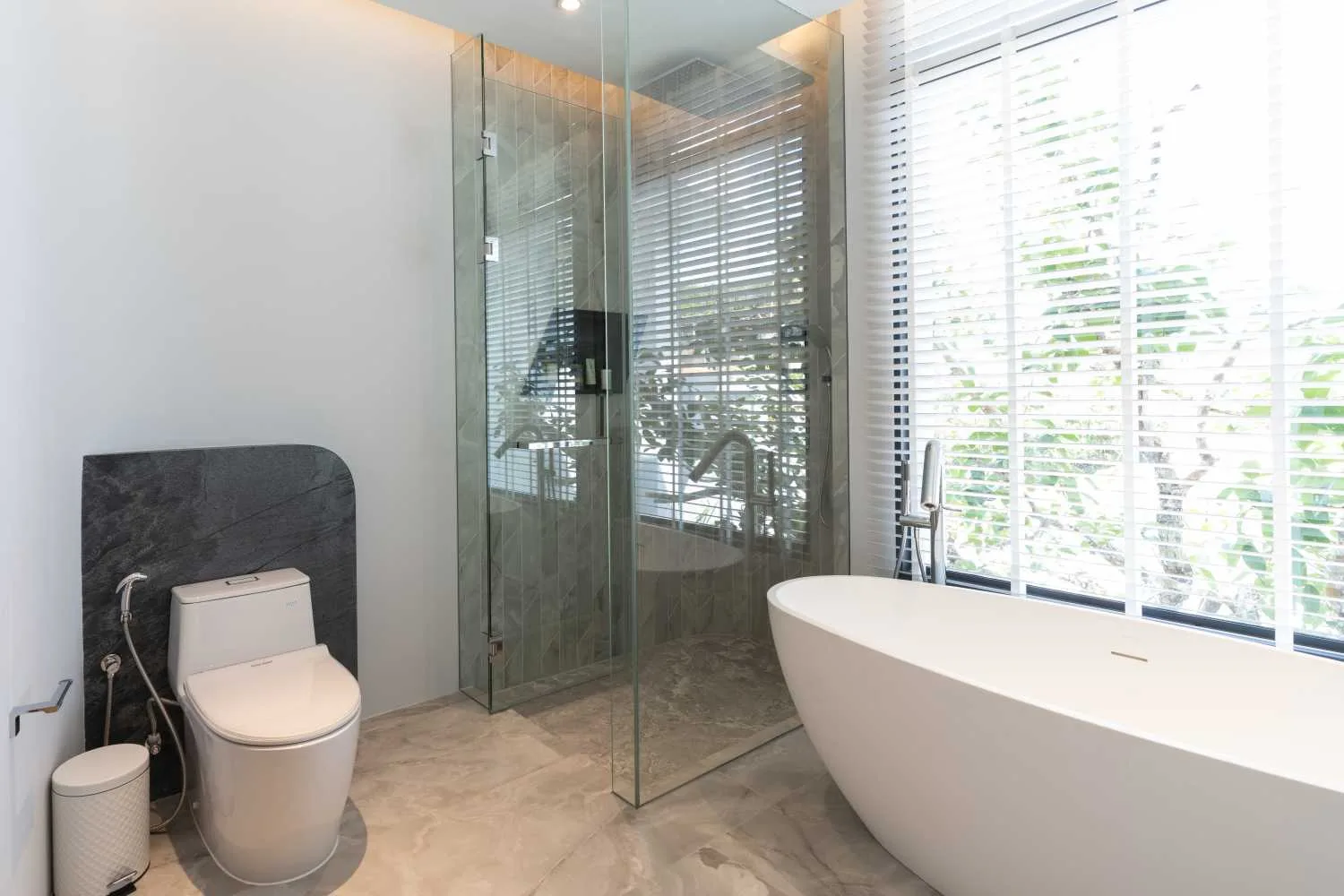 Property image - full photo 12