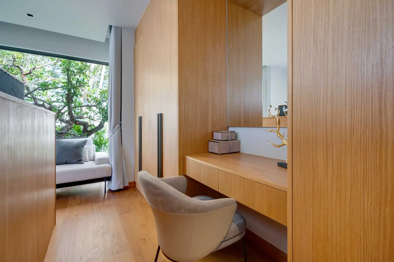 Property image - full photo 15