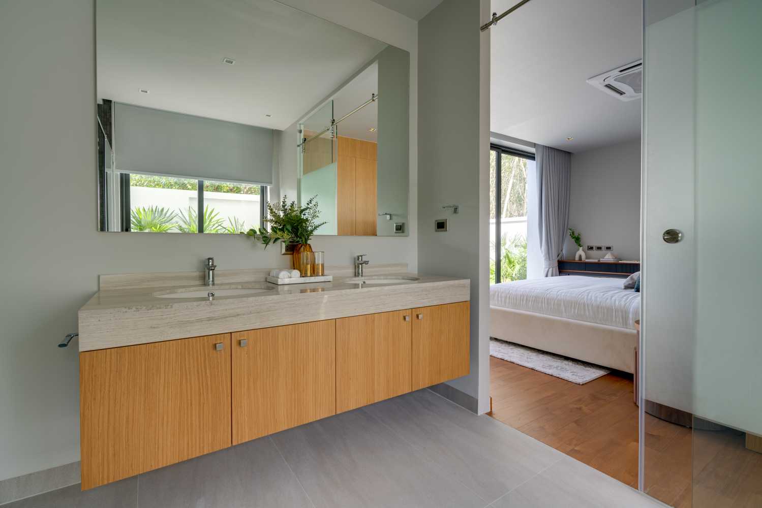 Property image - full photo 11
