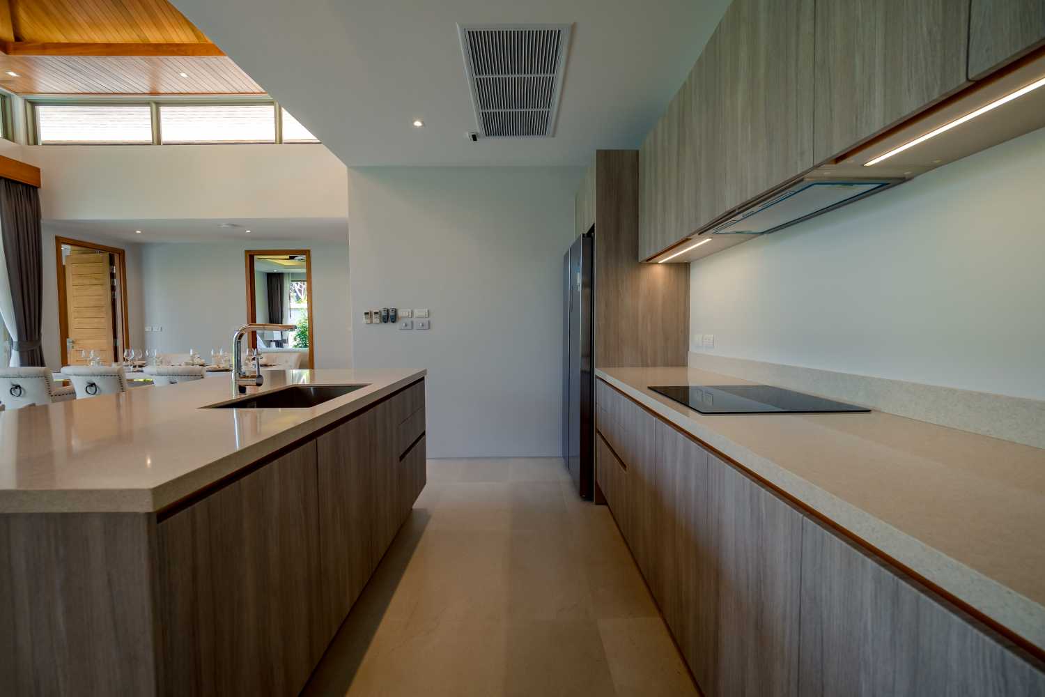 Property image - full photo 11