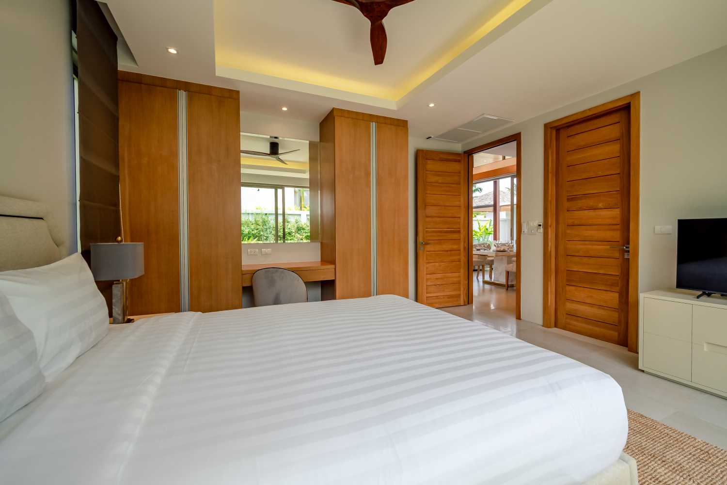 Property image - full photo 7