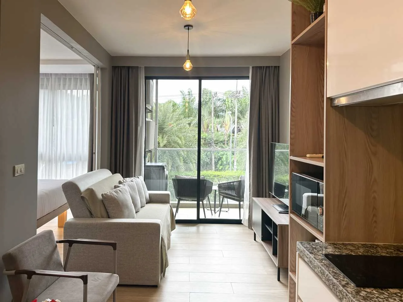Property image - full photo 6