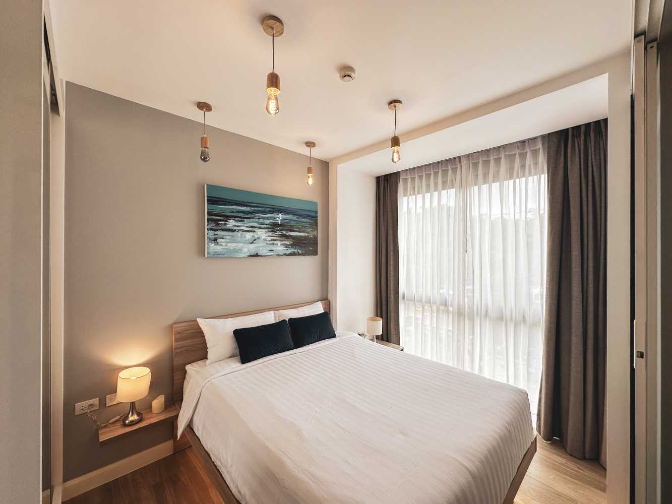 Property image - full photo 3