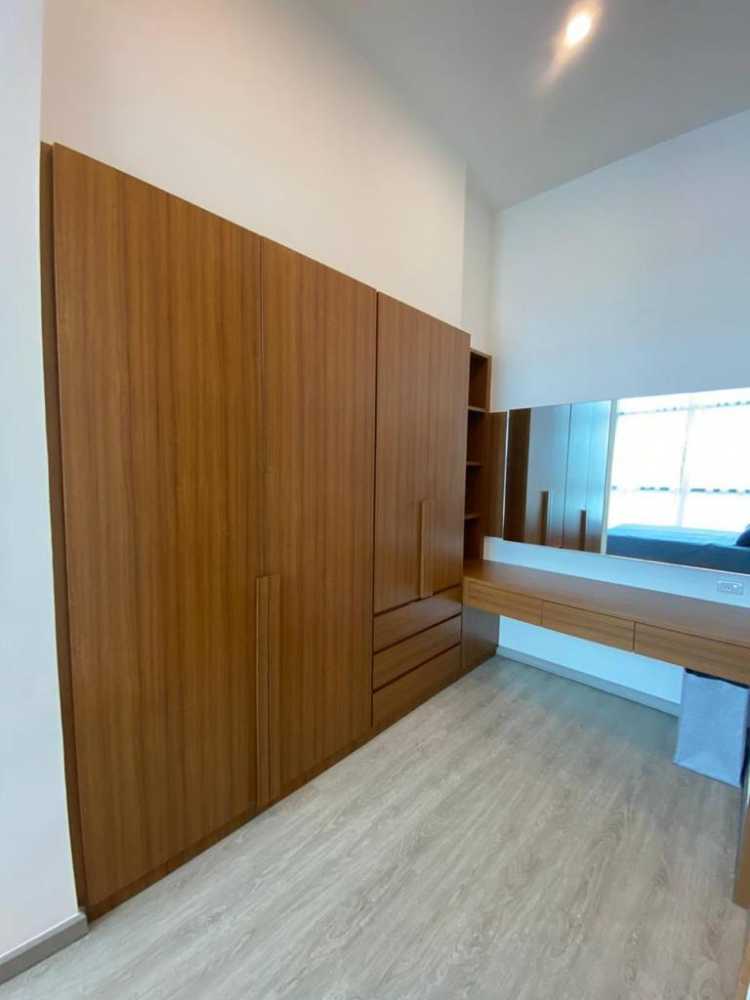 Property image - full photo 12