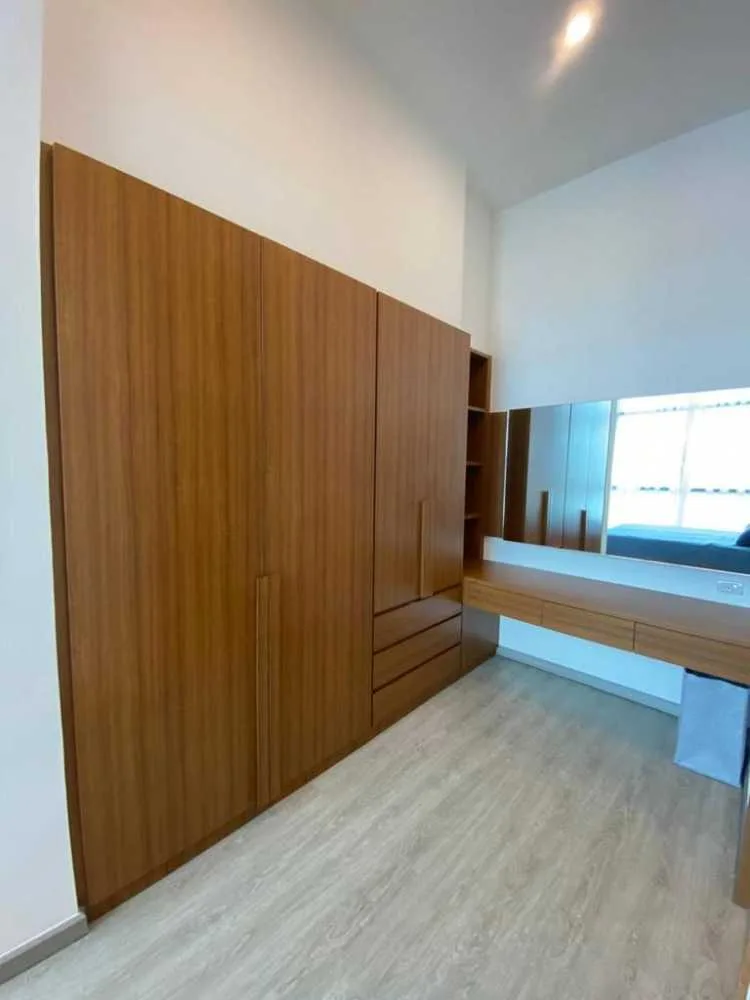 Property image - full photo 12