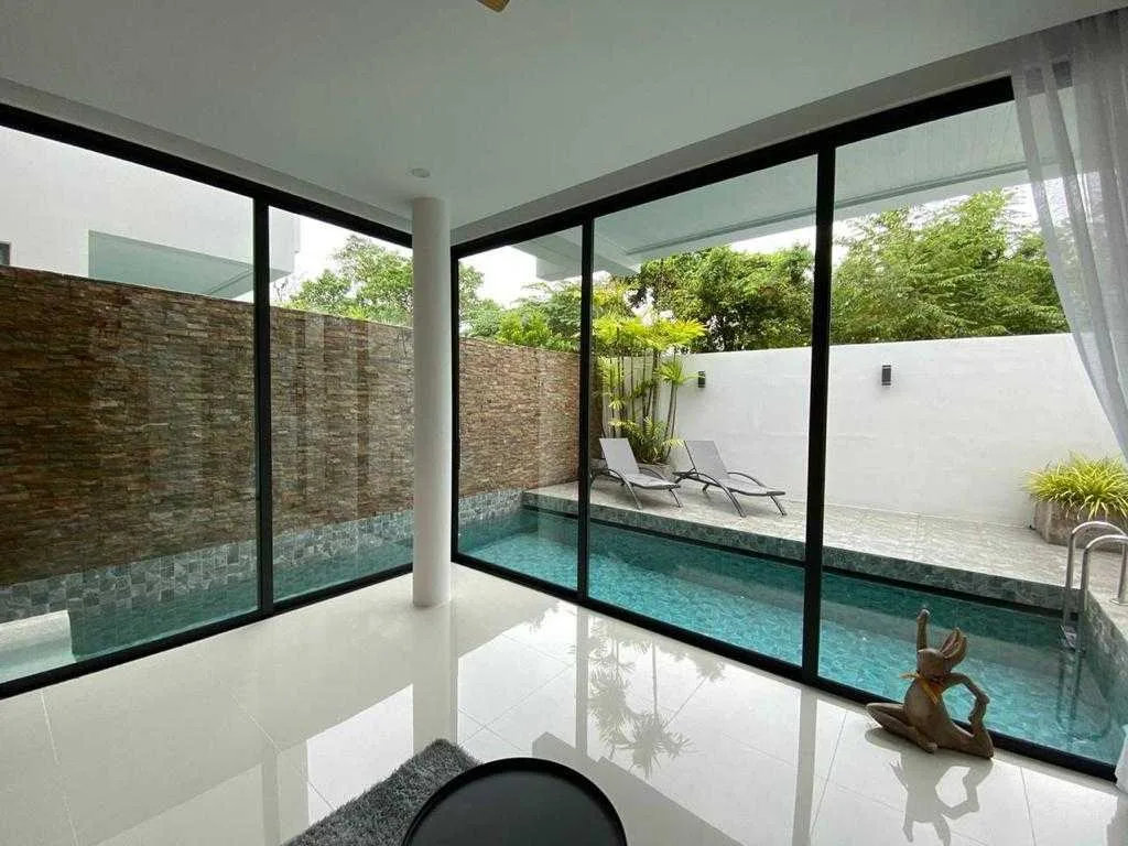 Property image - full photo 15