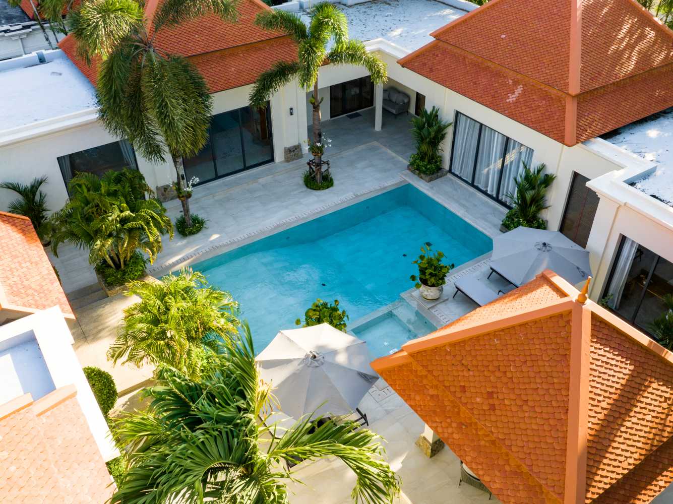 Property image - full photo 1