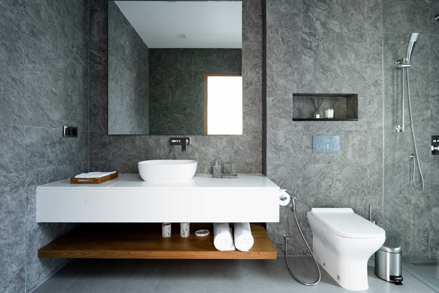 Property image - full photo 76