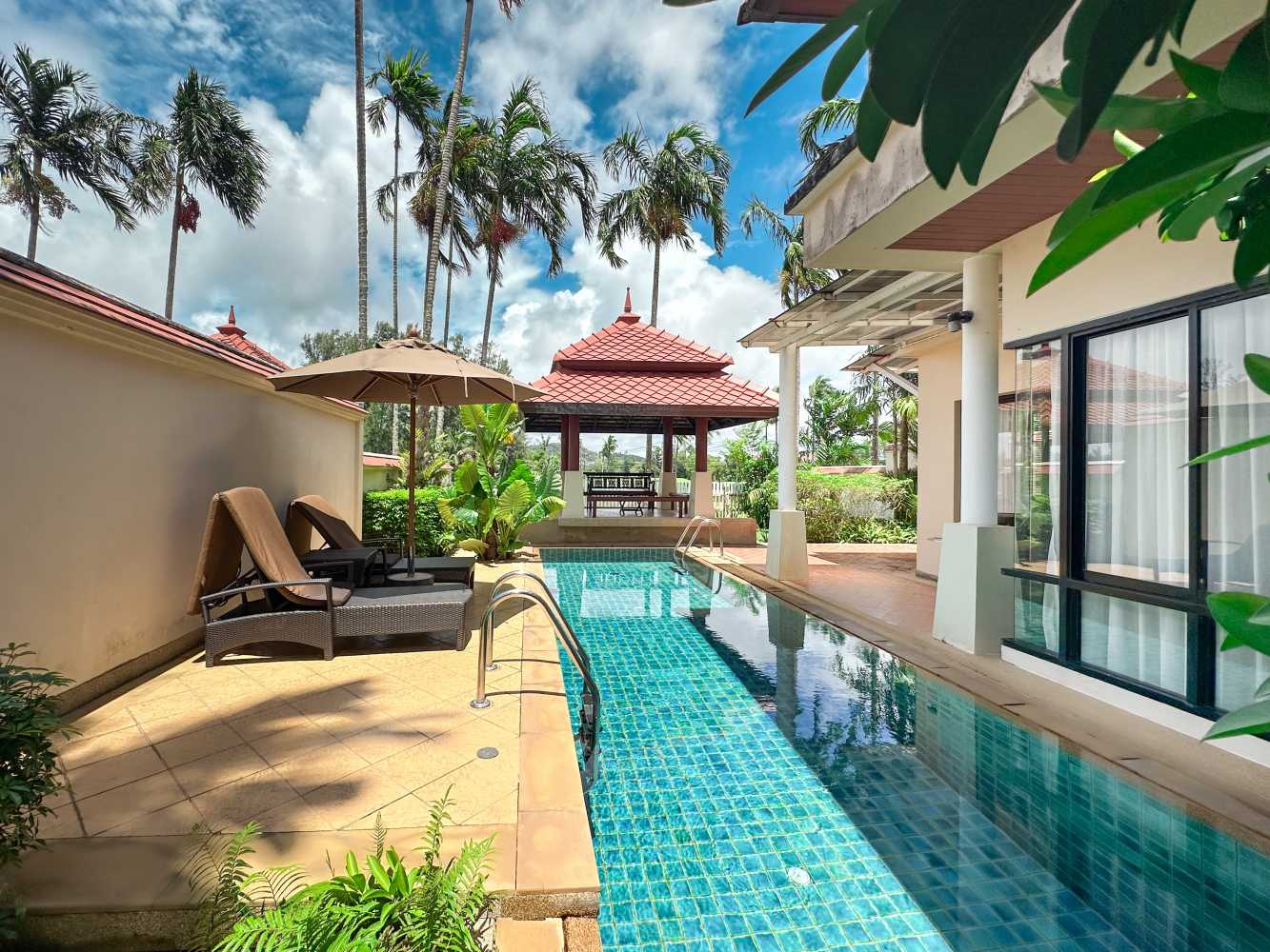 Property image - full photo 1