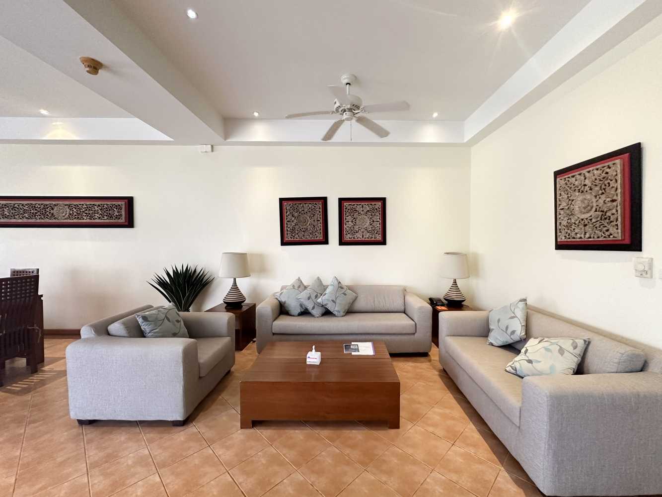 Property image - full photo 3