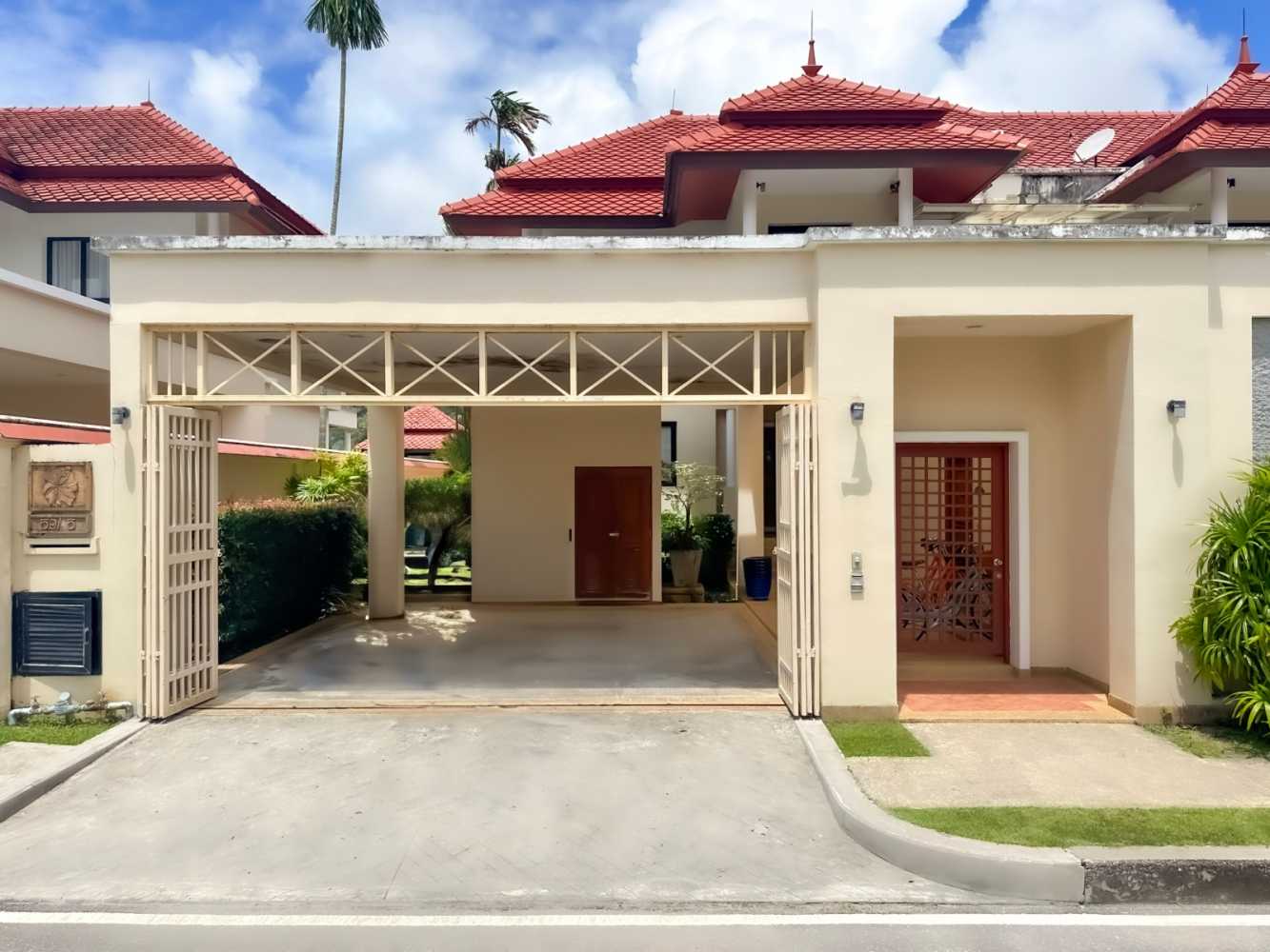 Property image - full photo 23