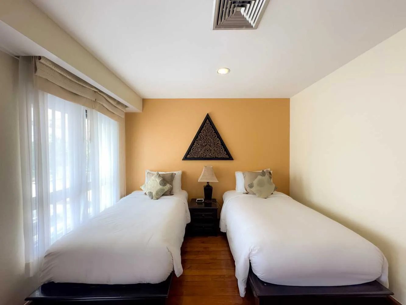 Property image - full photo 18