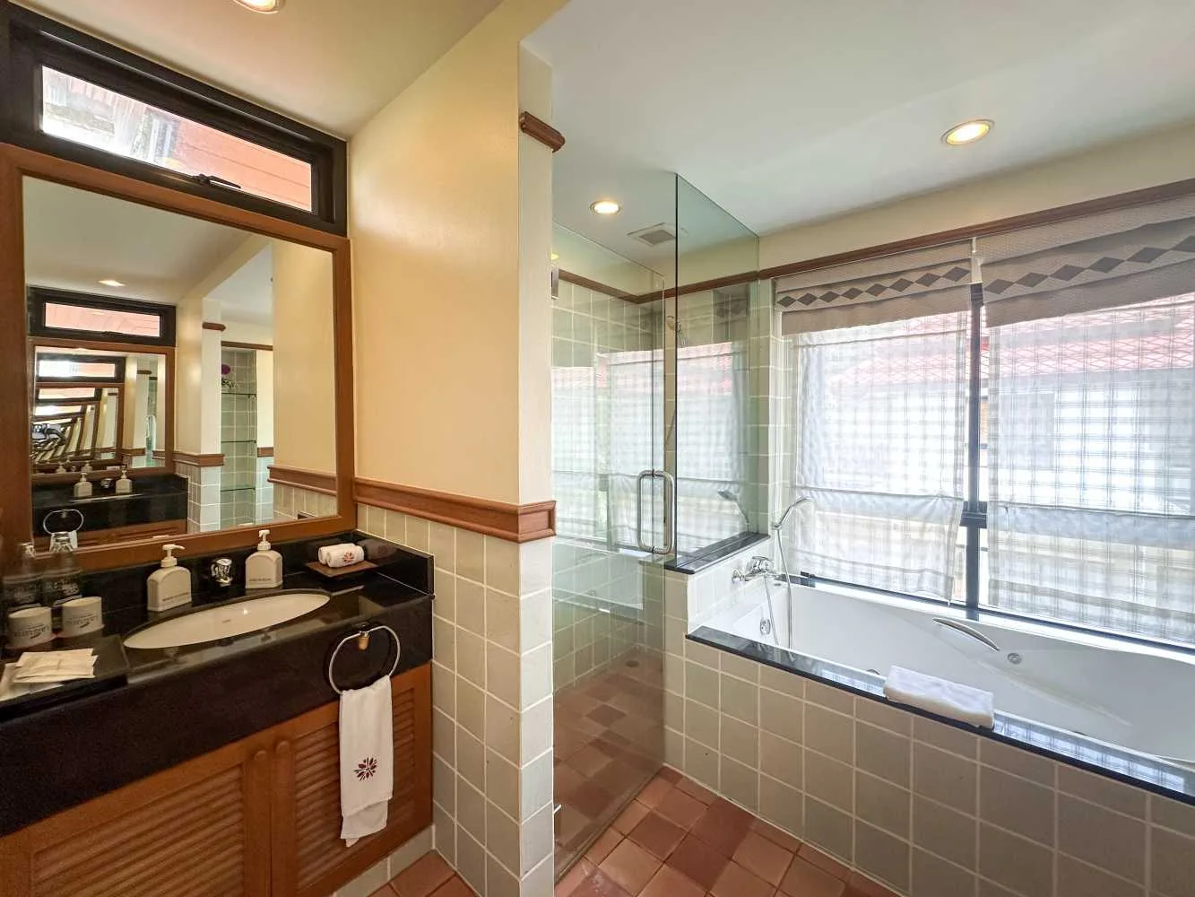 Property image - full photo 25